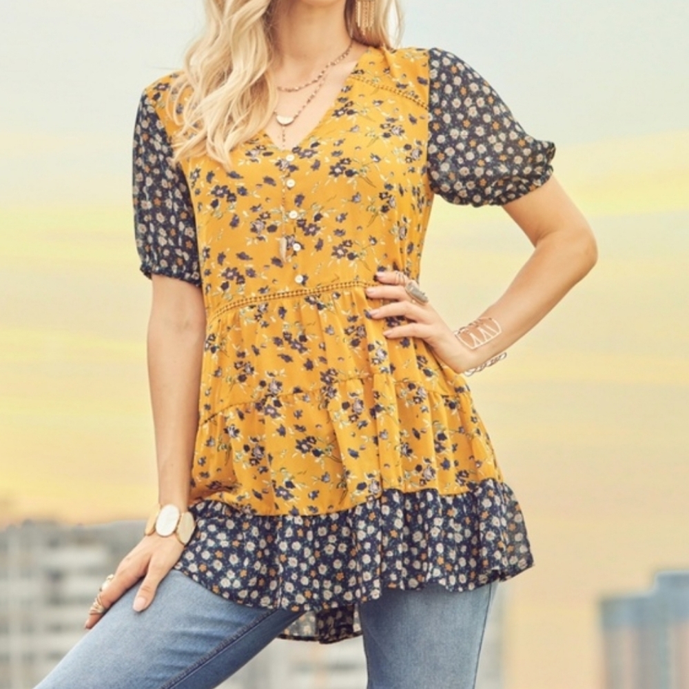 NEW Suzanne Betro Mustard Navy Blouse L